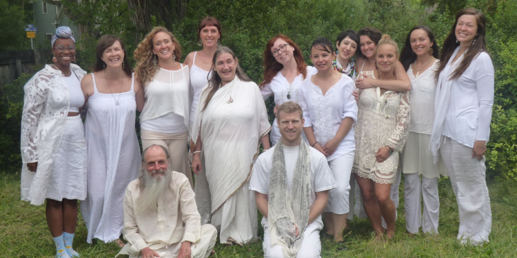 Ayurveda Masters teach to improve your health and optimize your well-being for a more balanced life.